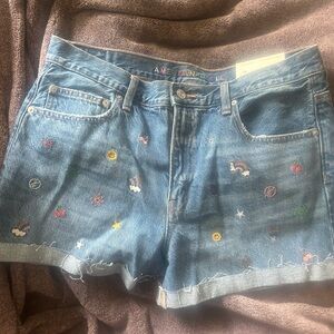 New AE embroidered shorts
